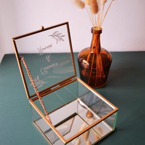 Boîte en verre fond miroir