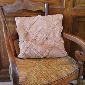 Coussin terracotta motif losange