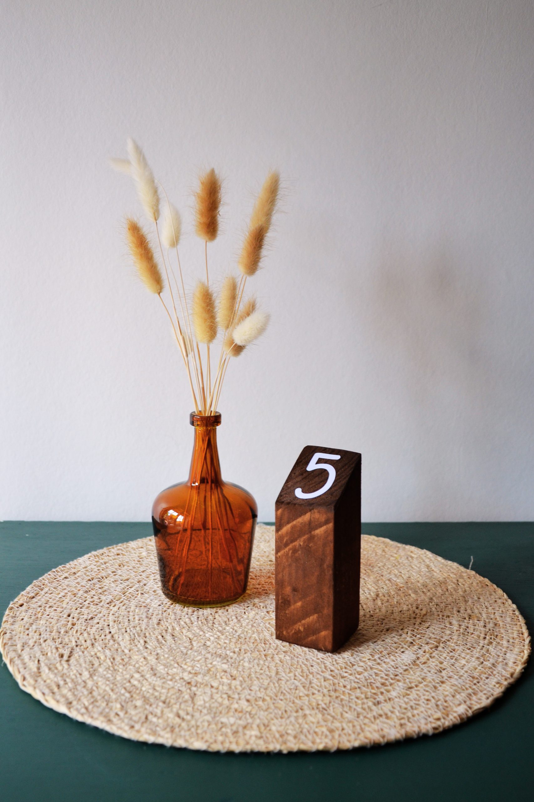 Numéro de table bois naturel – Image 3