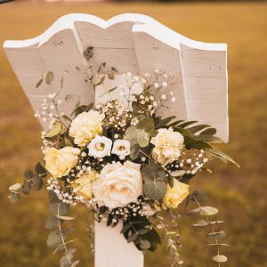 Pupitre en bois blanc