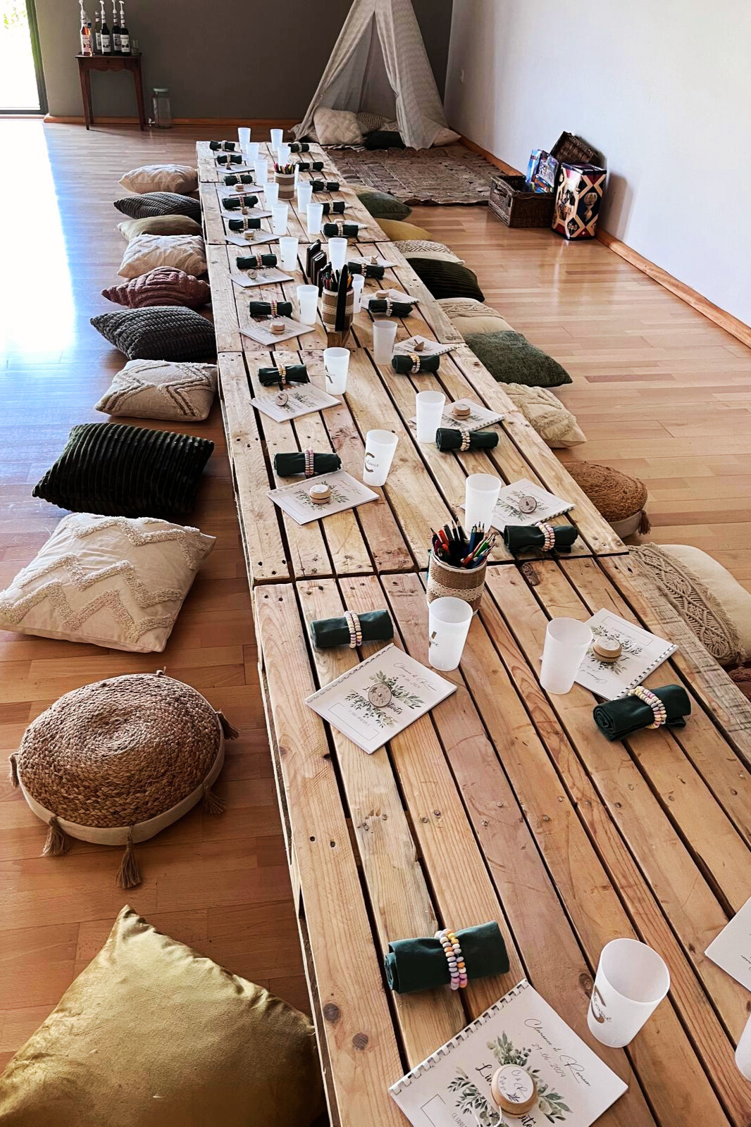 Coussin beige losanges dorés – Image 3